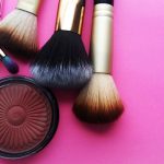 makeup-3907712_640